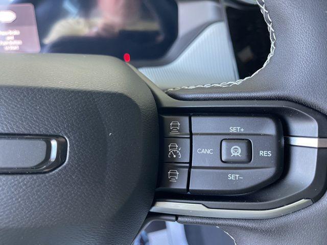 new 2026 Jeep Cherokee car, priced at $42,946