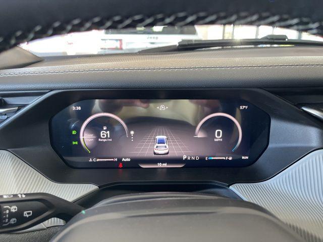 new 2026 Jeep Cherokee car, priced at $39,004