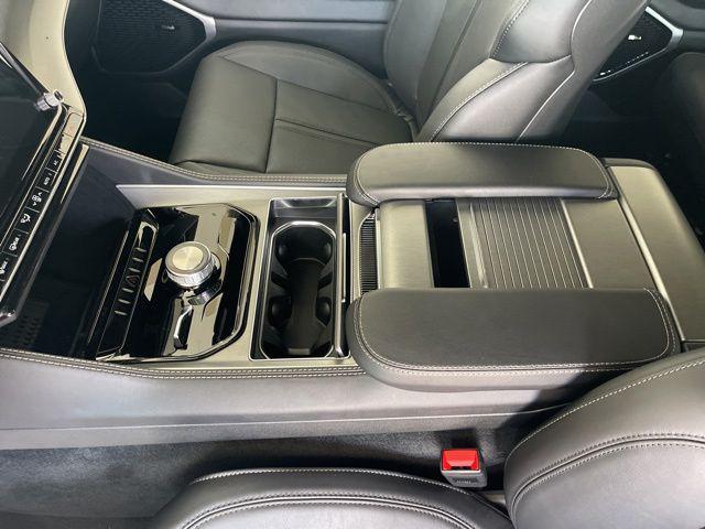 new 2026 Jeep Grand Wagoneer car, priced at $76,417