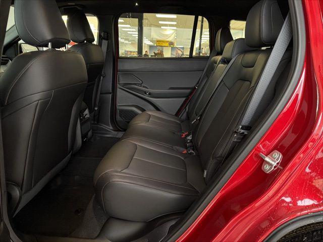 new 2026 Jeep Cherokee car, priced at $42,379
