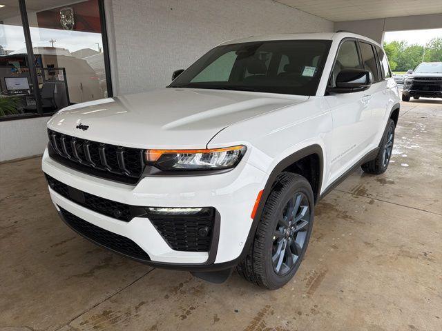 new 2026 Jeep Grand Cherokee car, priced at $47,802