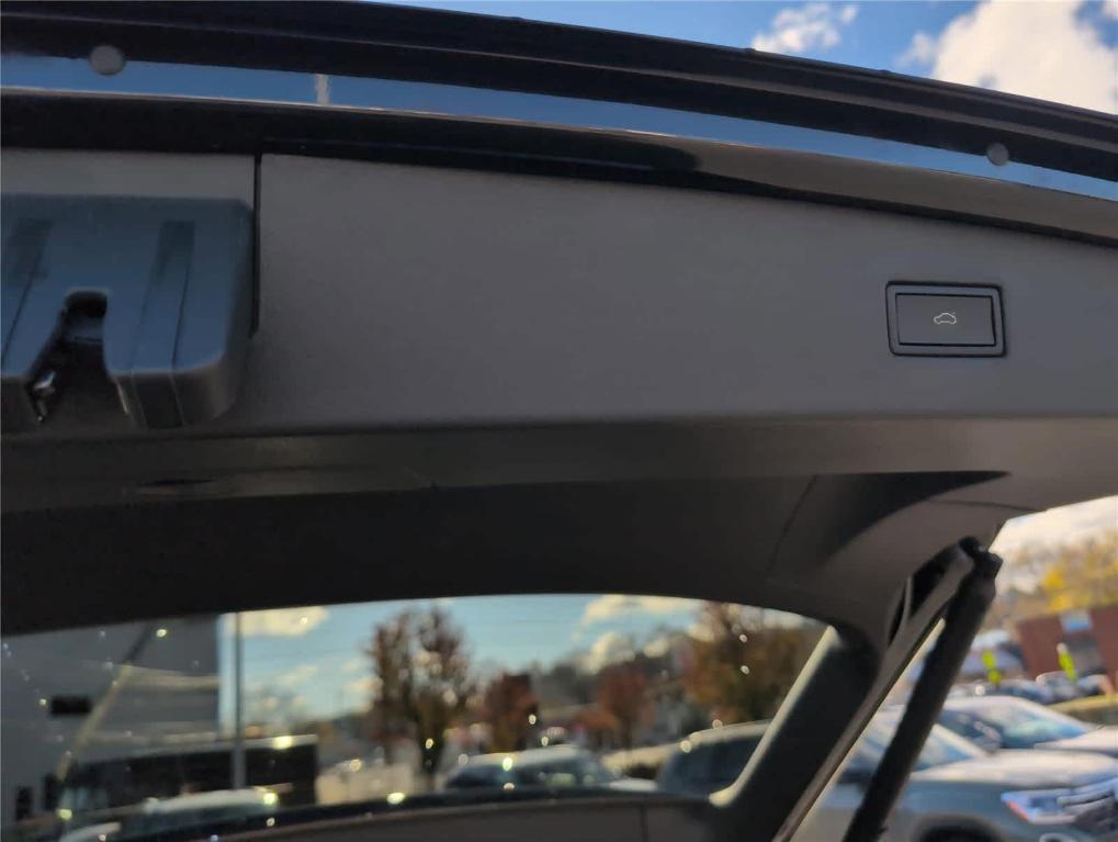 used 2023 Volkswagen Tiguan car, priced at $21,991