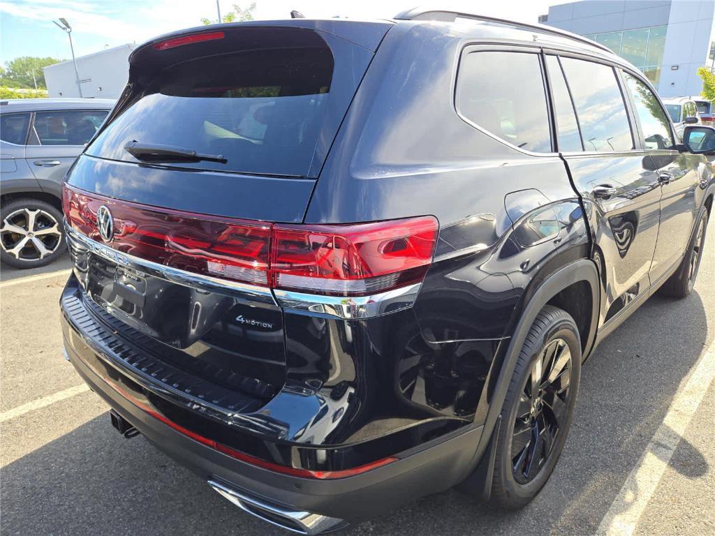 new 2026 Volkswagen Atlas car, priced at $44,519