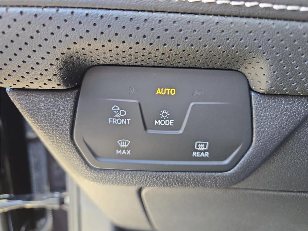 new 2026 Volkswagen Atlas car, priced at $44,519