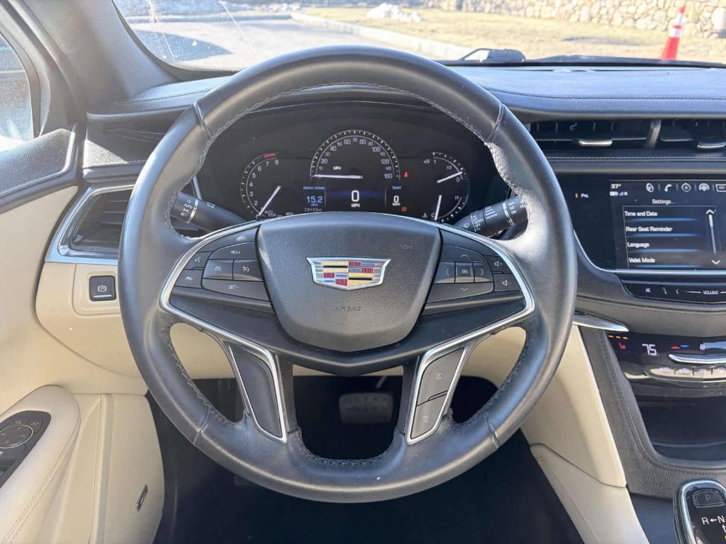 used 2018 Cadillac XT5 car, priced at $16,674