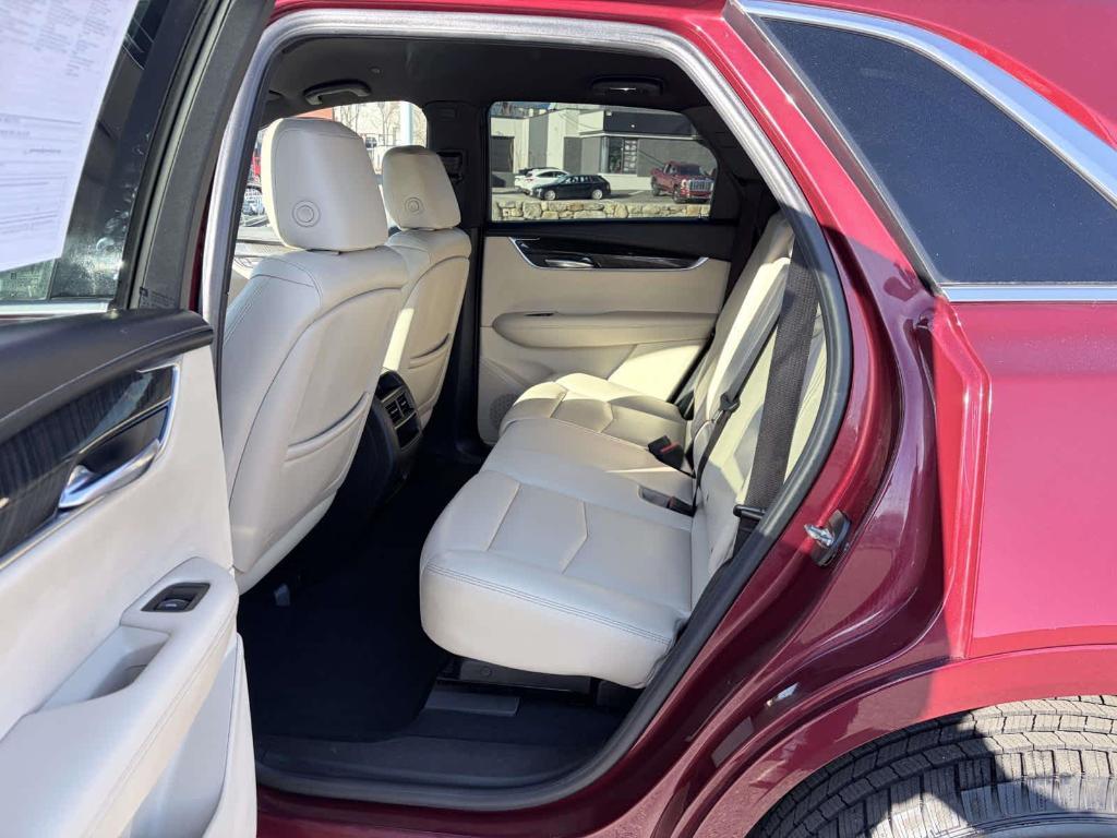 used 2018 Cadillac XT5 car, priced at $16,674