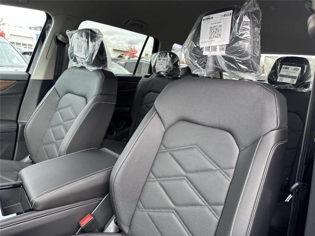 new 2026 Volkswagen Atlas car, priced at $44,605