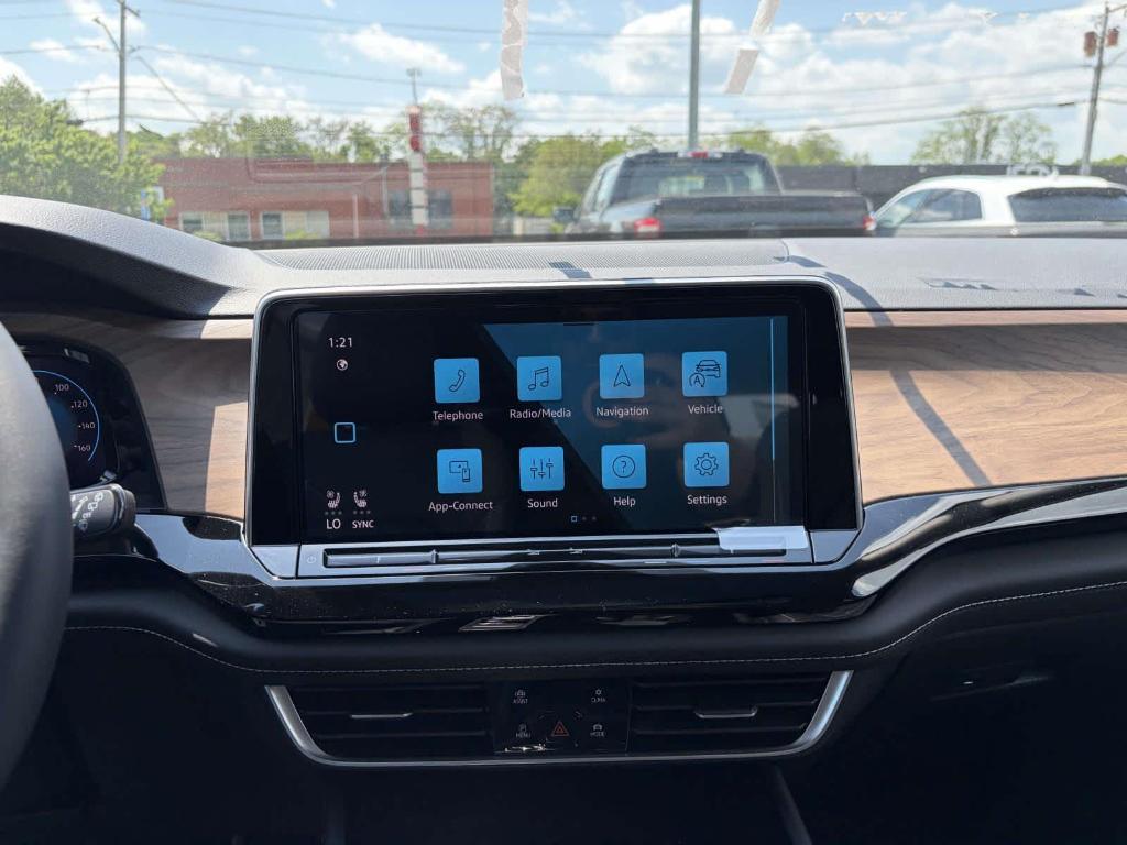 new 2026 Volkswagen Atlas car, priced at $44,799
