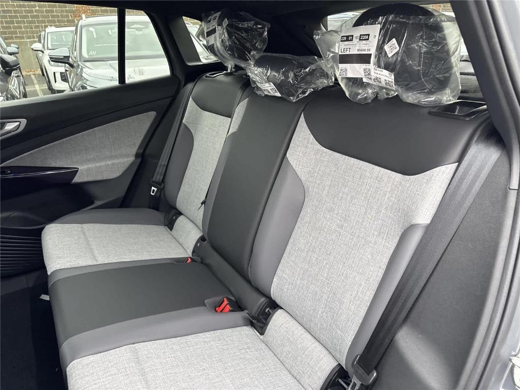 new 2025 Volkswagen ID.4 car, priced at $41,090