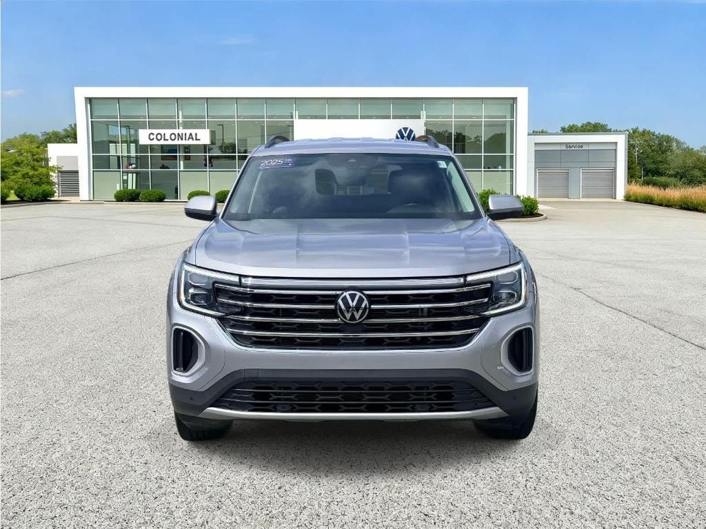 used 2025 Volkswagen Atlas car, priced at $32,948