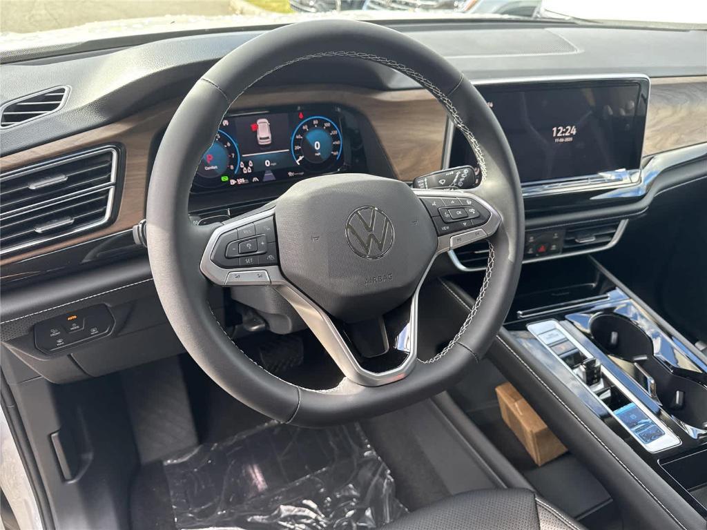 new 2026 Volkswagen Atlas car, priced at $44,878