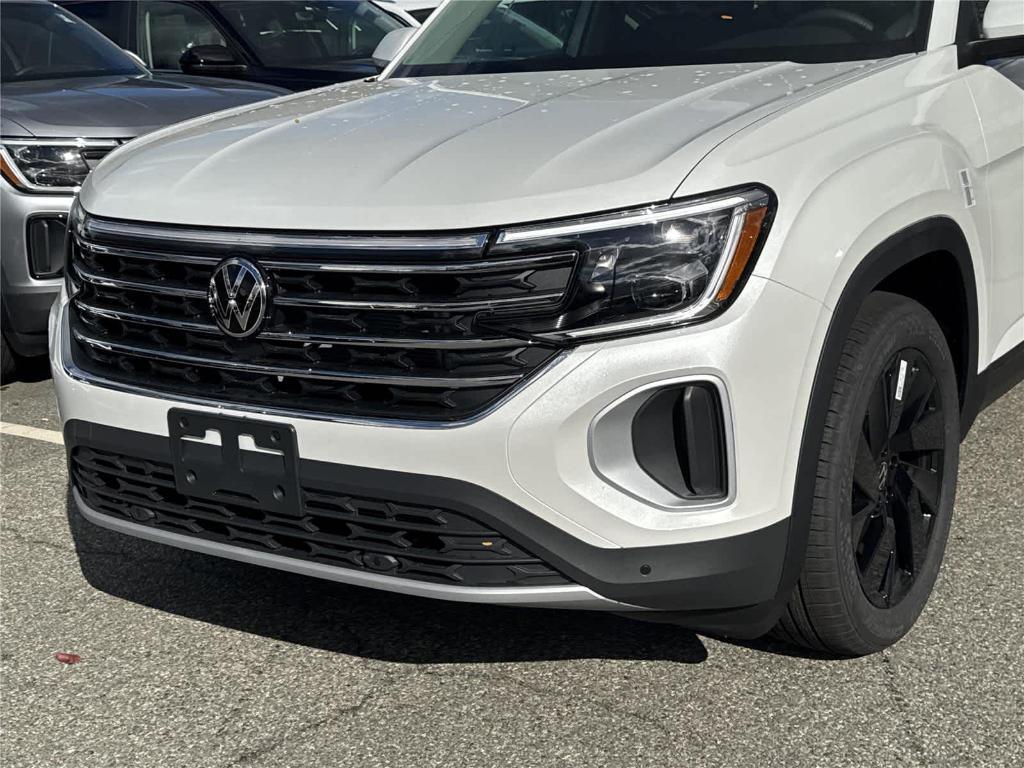 new 2026 Volkswagen Atlas car, priced at $44,878