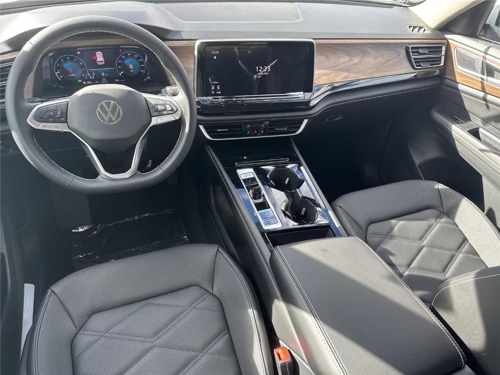 new 2026 Volkswagen Atlas car, priced at $44,878