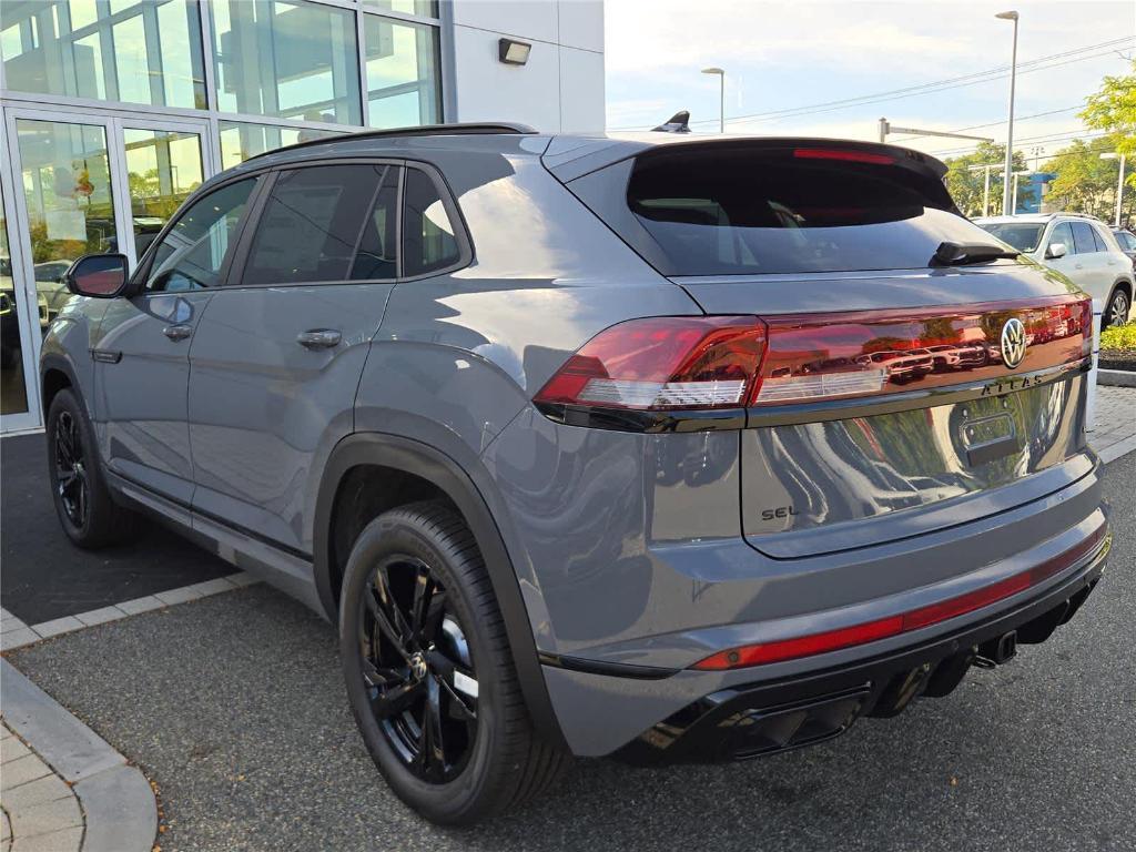 new 2026 Volkswagen Atlas Cross Sport car, priced at $49,486