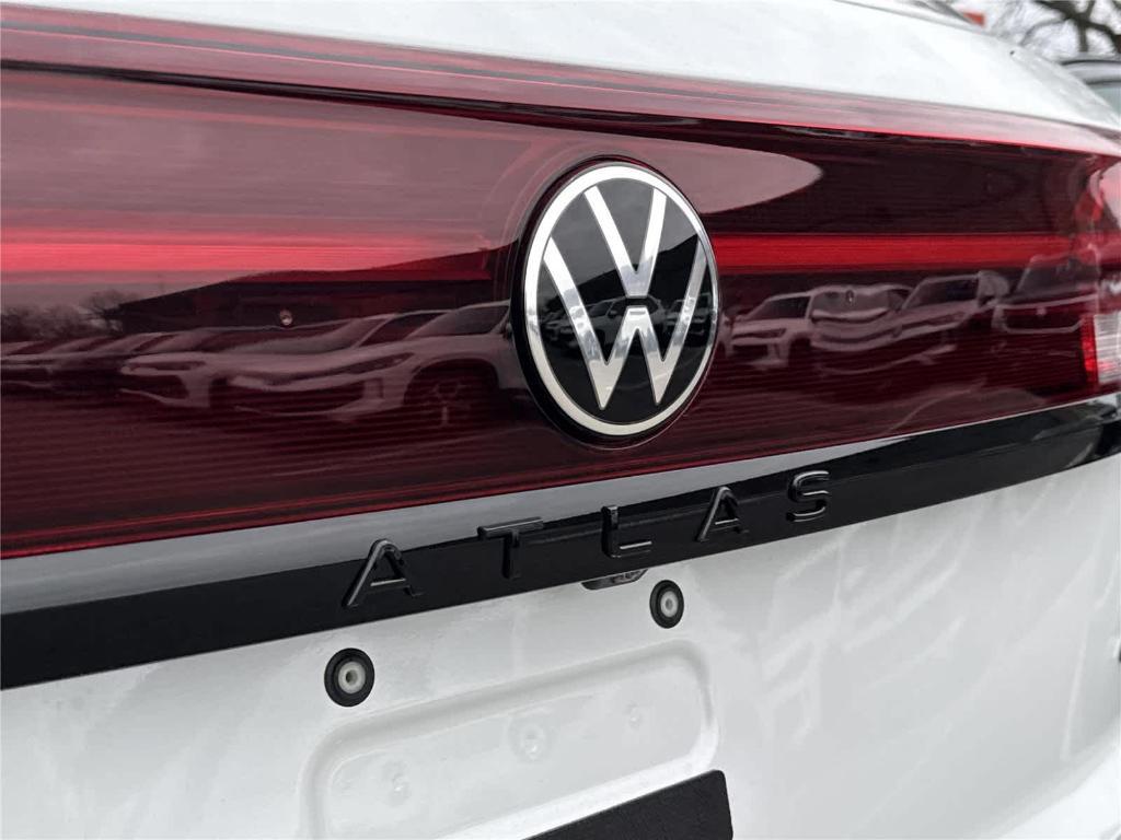 new 2026 Volkswagen Atlas Cross Sport car, priced at $49,544