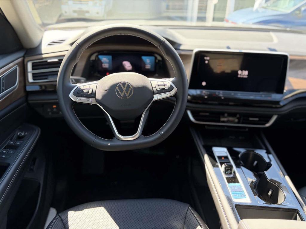 new 2026 Volkswagen Atlas car, priced at $44,440