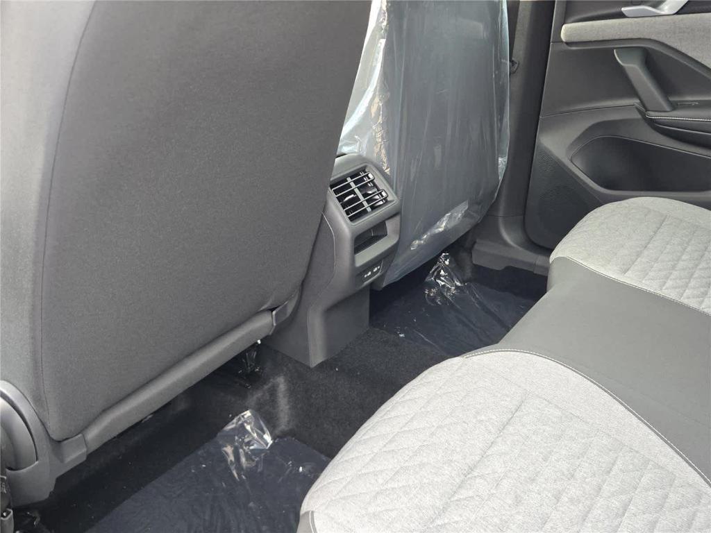 new 2026 Volkswagen Tiguan car, priced at $32,638