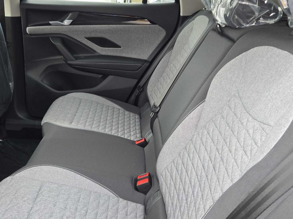 new 2026 Volkswagen Tiguan car, priced at $32,638