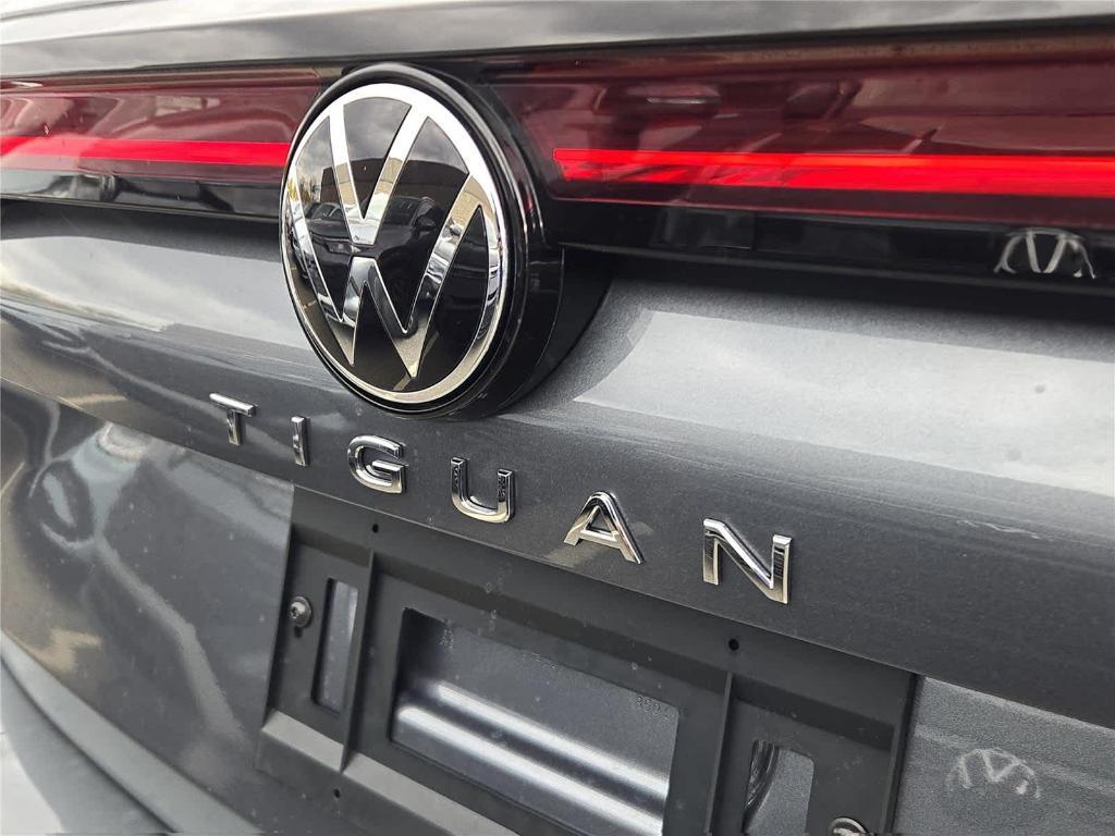 new 2026 Volkswagen Tiguan car, priced at $32,638
