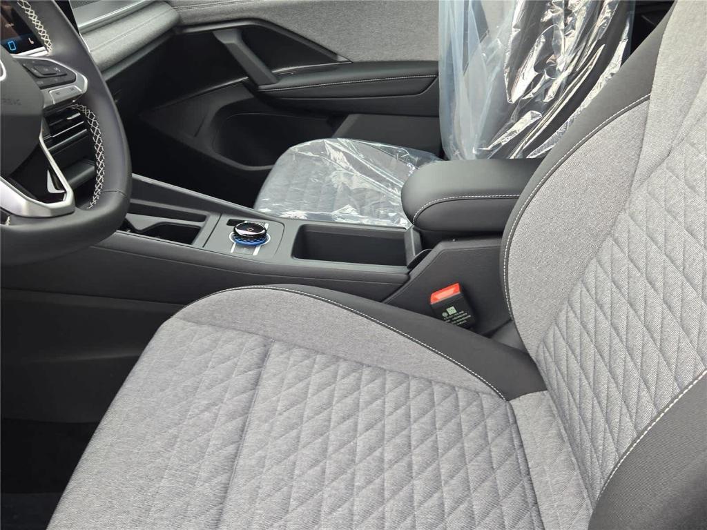 new 2026 Volkswagen Tiguan car, priced at $32,638