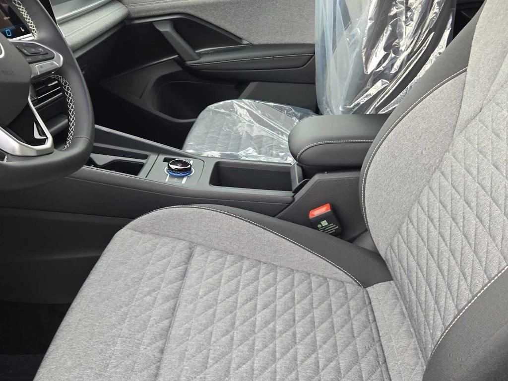 new 2026 Volkswagen Tiguan car, priced at $32,638