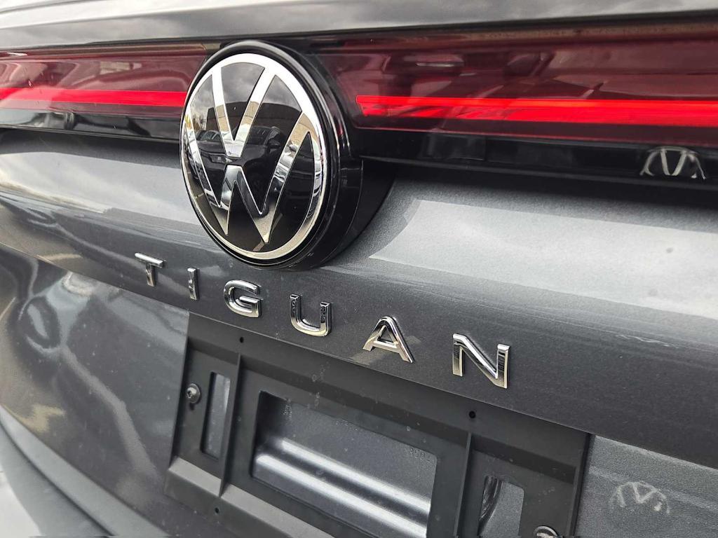 new 2026 Volkswagen Tiguan car, priced at $32,638