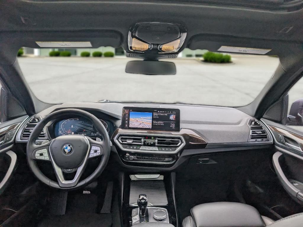 BMW X3 view 28