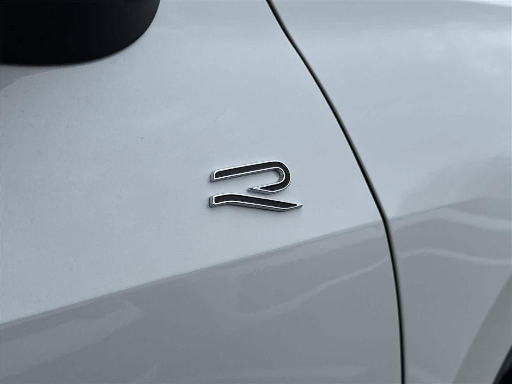 new 2026 Volkswagen Tiguan car, priced at $39,376