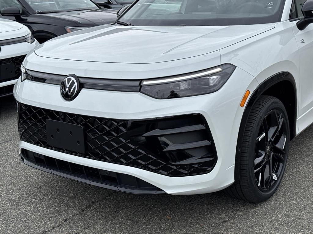 new 2026 Volkswagen Tiguan car, priced at $39,376