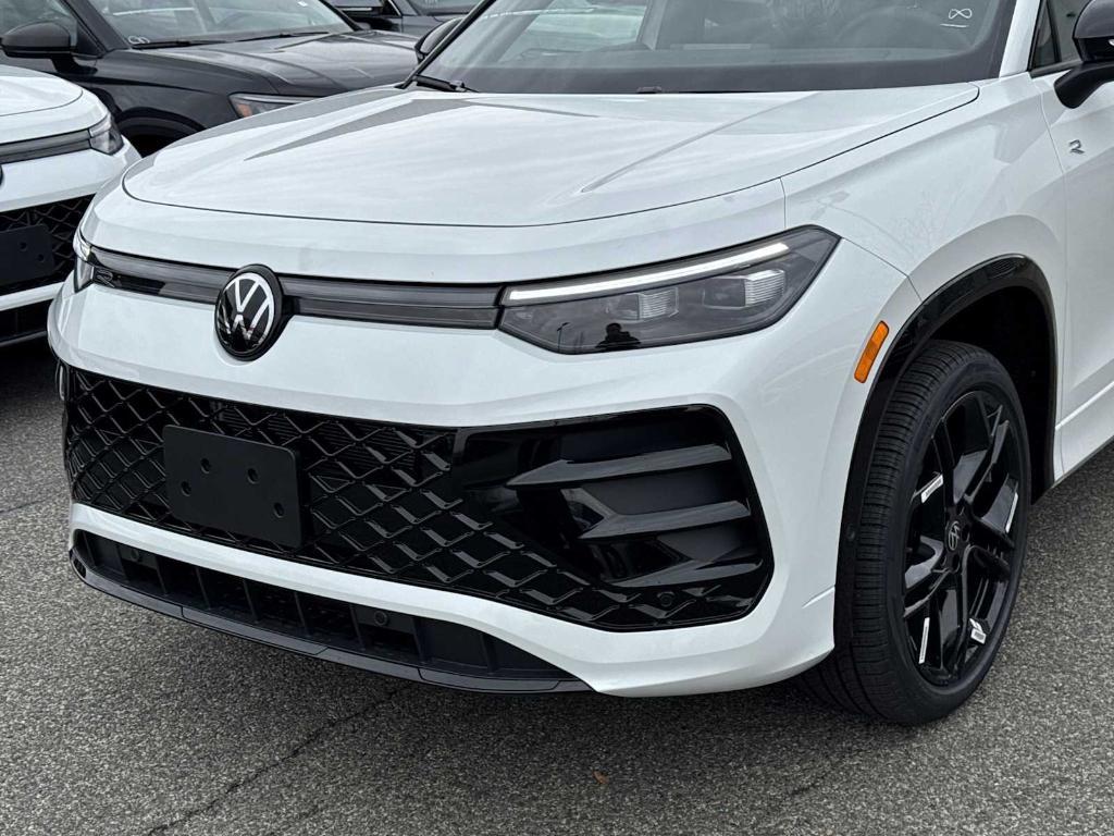 new 2026 Volkswagen Tiguan car, priced at $39,376