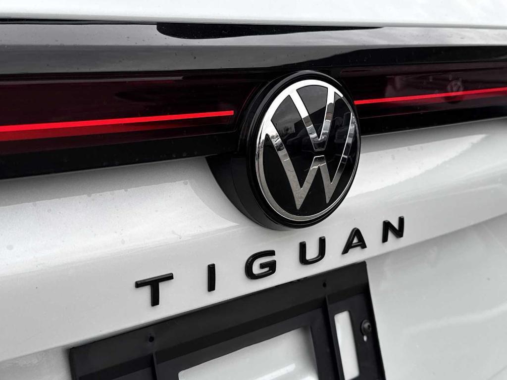 new 2026 Volkswagen Tiguan car, priced at $39,376