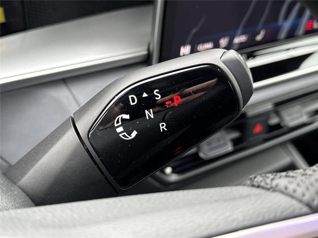 new 2026 Volkswagen Tiguan car, priced at $39,376