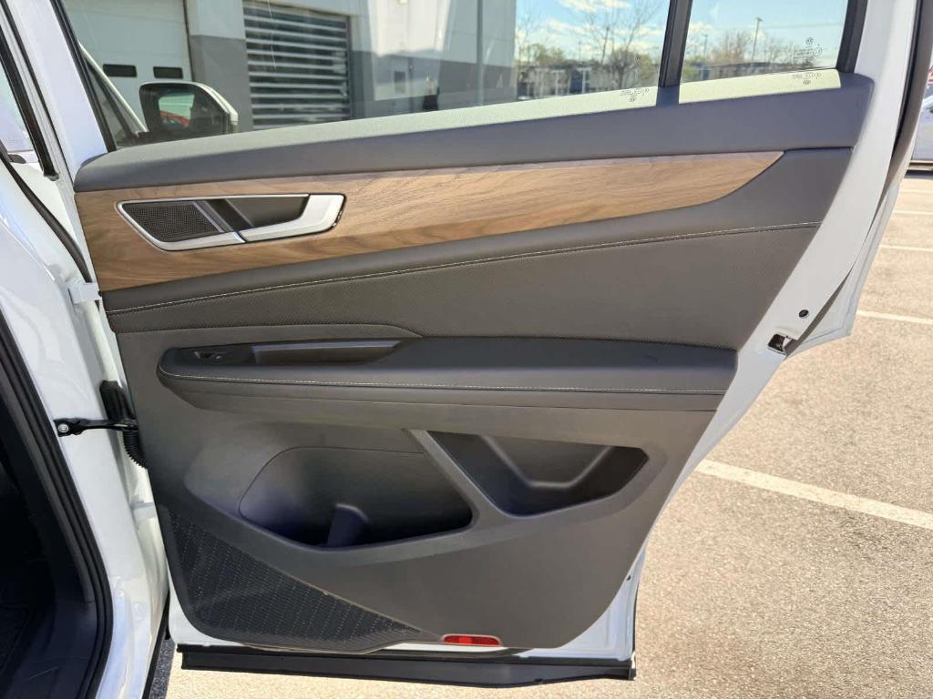 used 2025 Volkswagen Atlas car, priced at $34,980