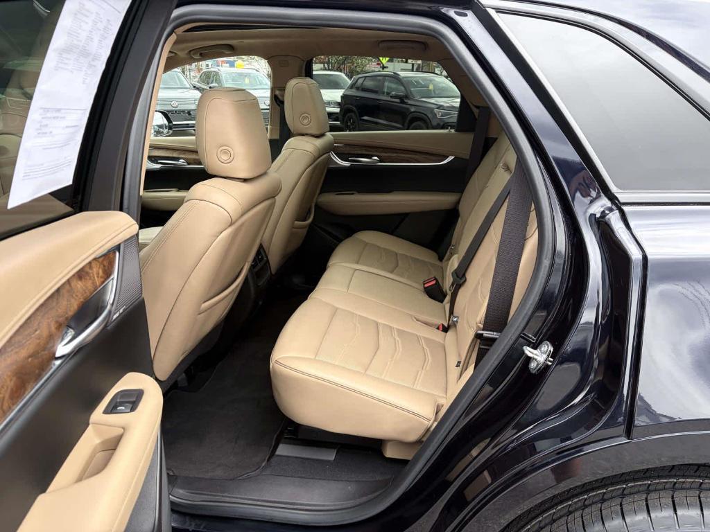 used 2021 Cadillac XT5 car, priced at $32,456