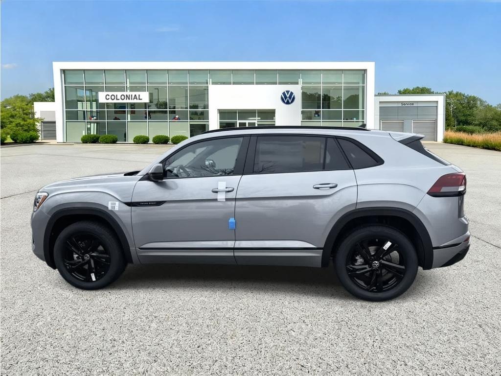 new 2026 Volkswagen Atlas Cross Sport car, priced at $49,049