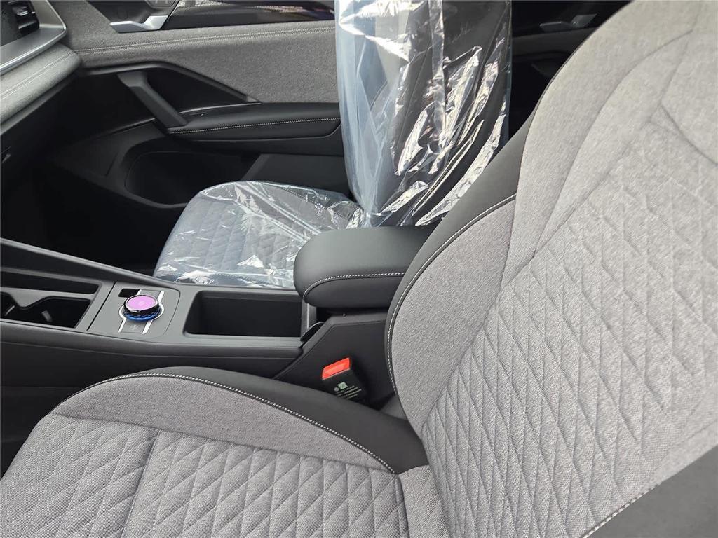 new 2026 Volkswagen Tiguan car, priced at $32,638