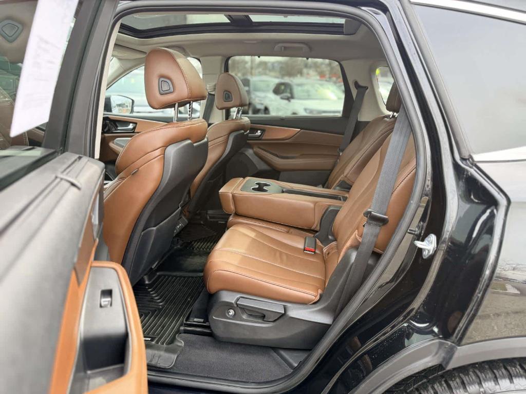 used 2022 Acura MDX car, priced at $36,494