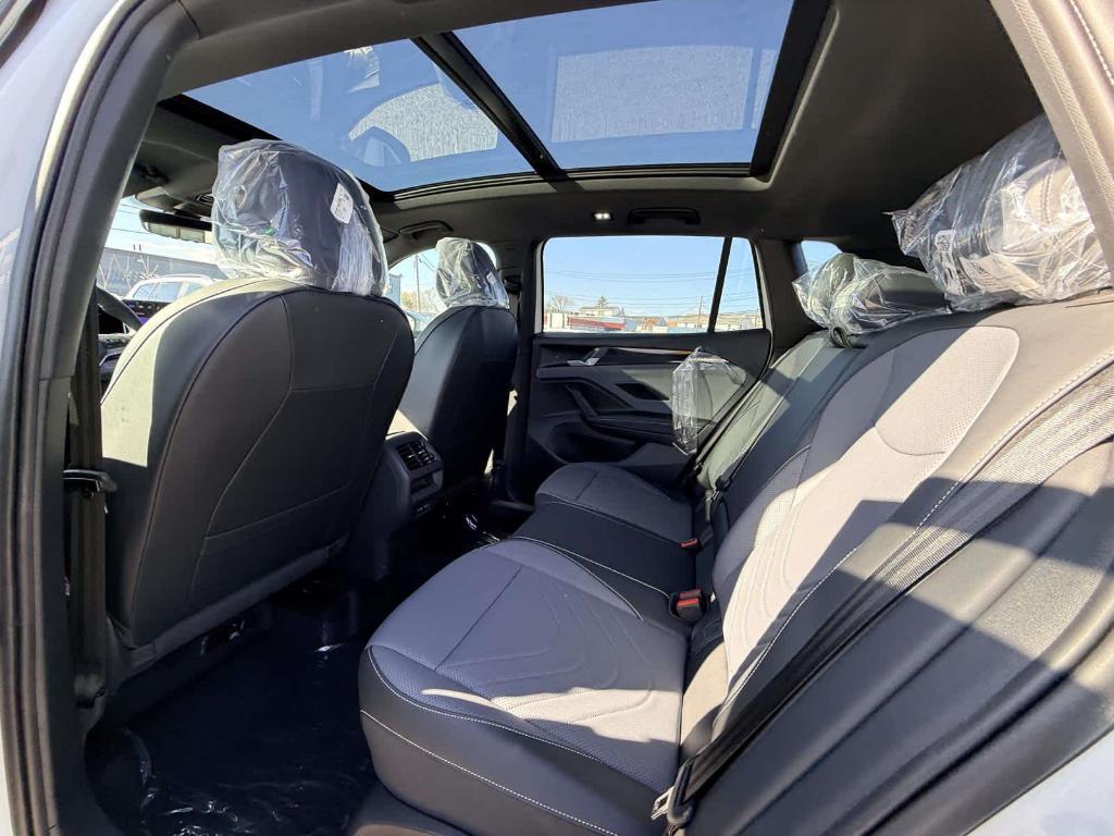 new 2026 Volkswagen Tiguan car, priced at $39,376