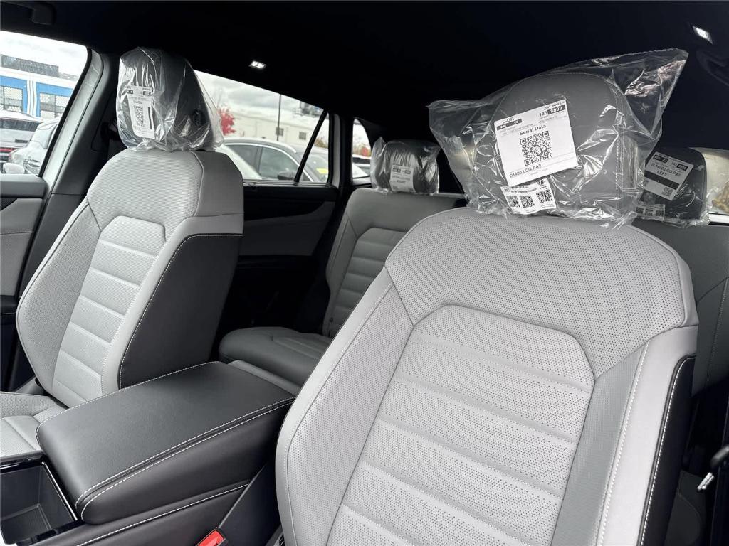 new 2026 Volkswagen Atlas Cross Sport car, priced at $48,277