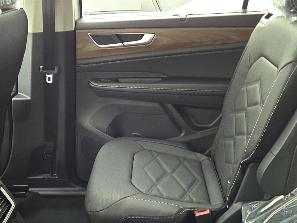 new 2026 Volkswagen Atlas car, priced at $45,910