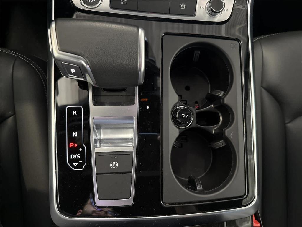 used 2025 Audi Q7 car, priced at $51,491