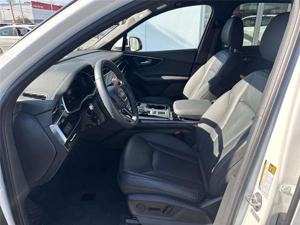 used 2025 Audi Q7 car, priced at $51,491