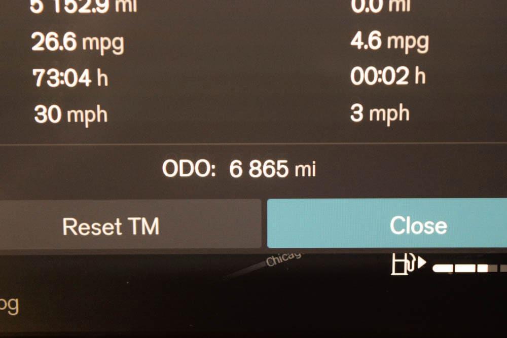 new 2025 Volvo V60 Cross Country car, priced at $48,399