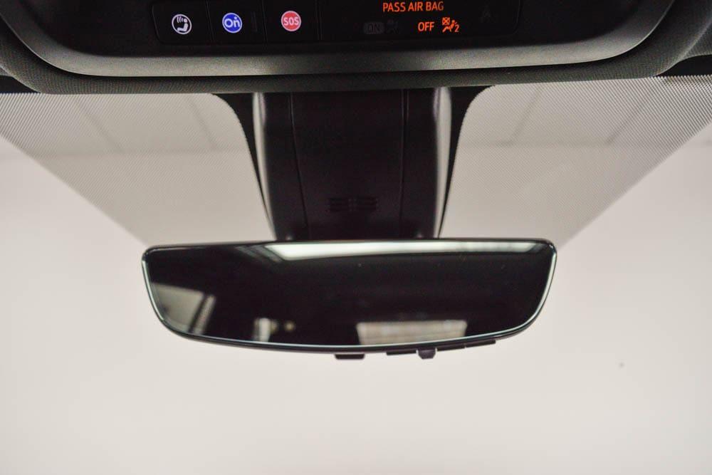 used 2021 GMC Yukon XL car, priced at $53,852