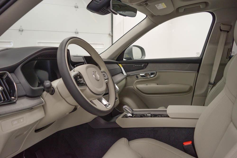 new 2026 Volvo XC90 Plug-In Hybrid car, priced at $85,205