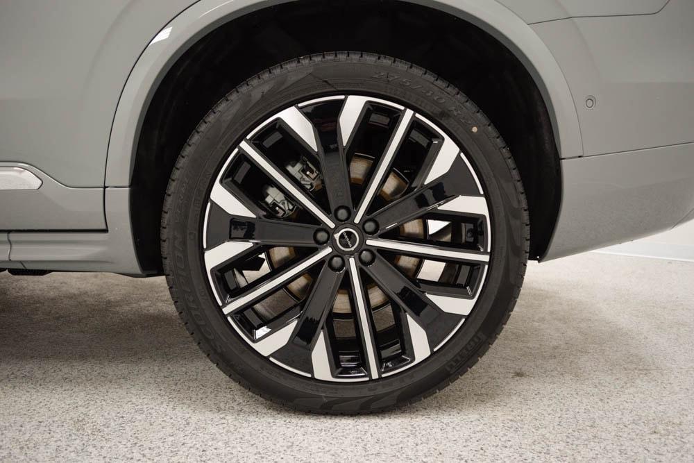 new 2026 Volvo XC90 Plug-In Hybrid car, priced at $85,205