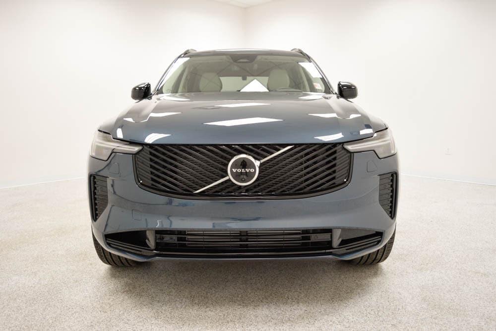 new 2026 Volvo XC90 Plug-In Hybrid car, priced at $88,375