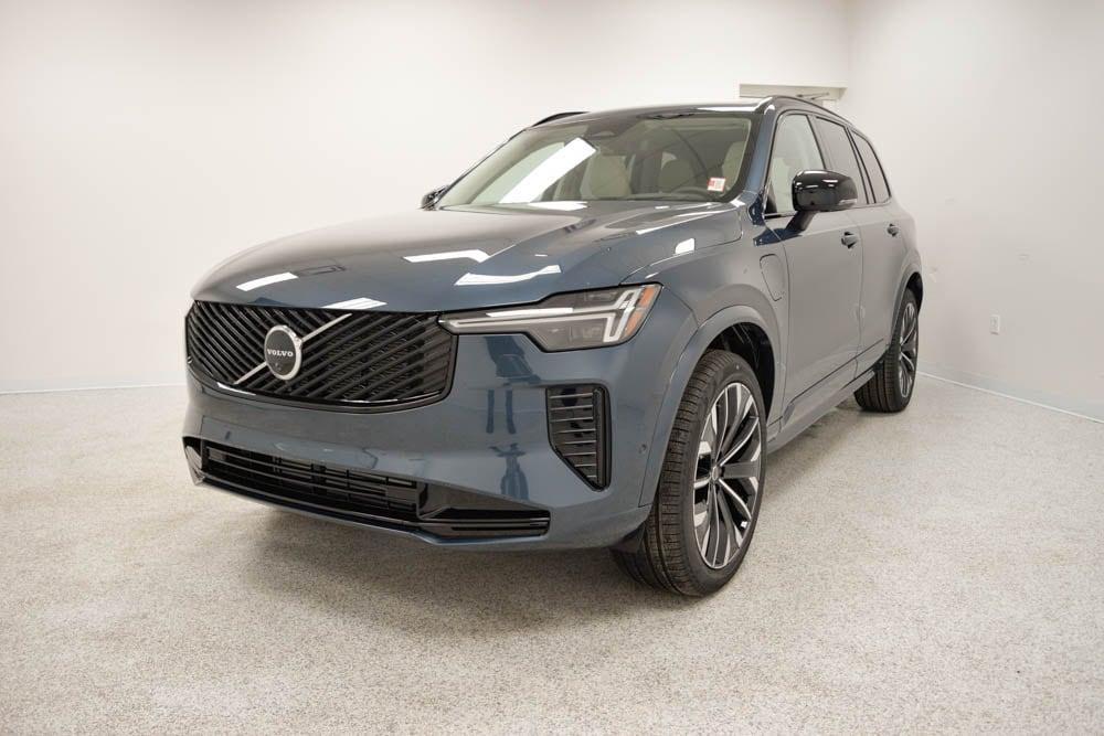 new 2026 Volvo XC90 Plug-In Hybrid car, priced at $88,375