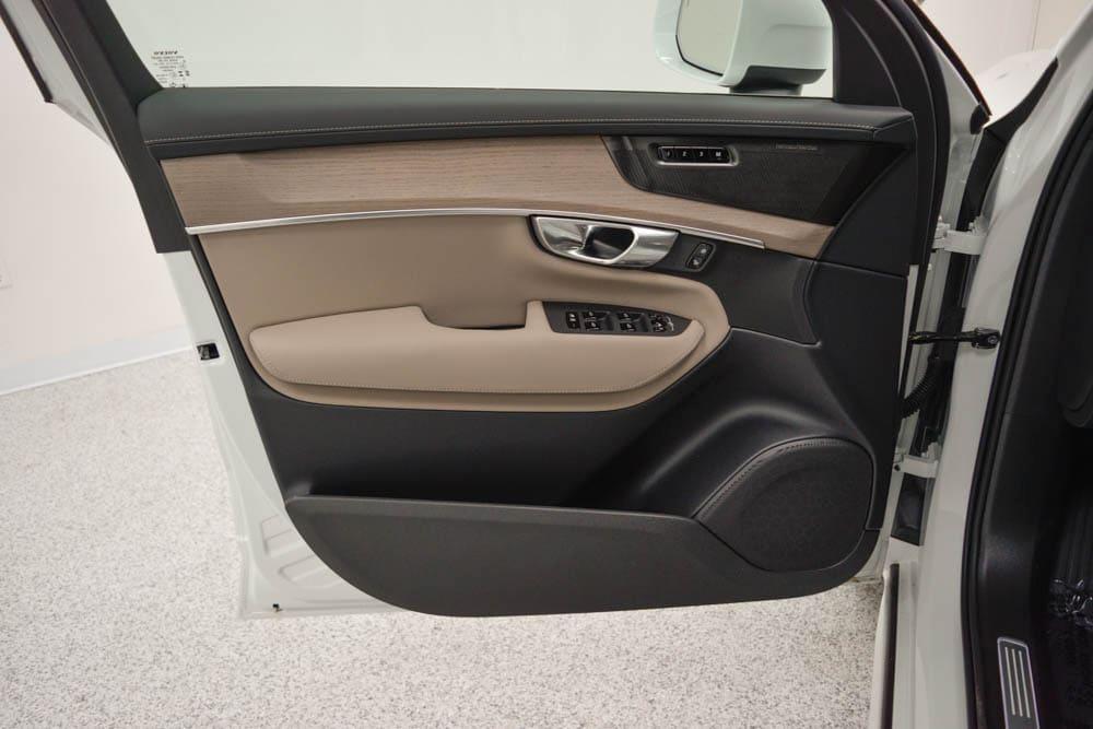 new 2026 Volvo XC90 car, priced at $72,775