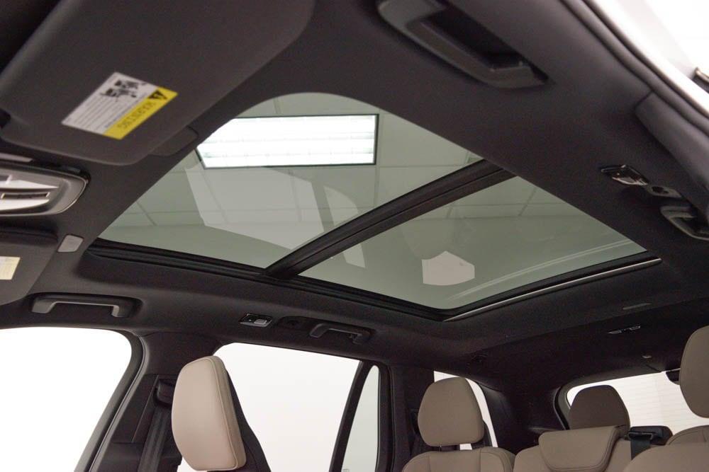 new 2026 Volvo XC90 car, priced at $72,775